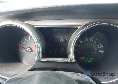 2005 Ford Mustang Gt Deluxe/Gt Premium из США, поврежденный, VIN 1ZVHT82H255226043